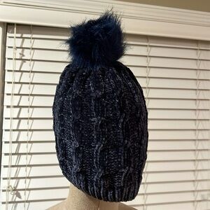 Ruggine Pom Pom Winter Beanie in navy